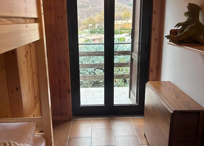 Nyaraló Mansarda Val Di Sangro *